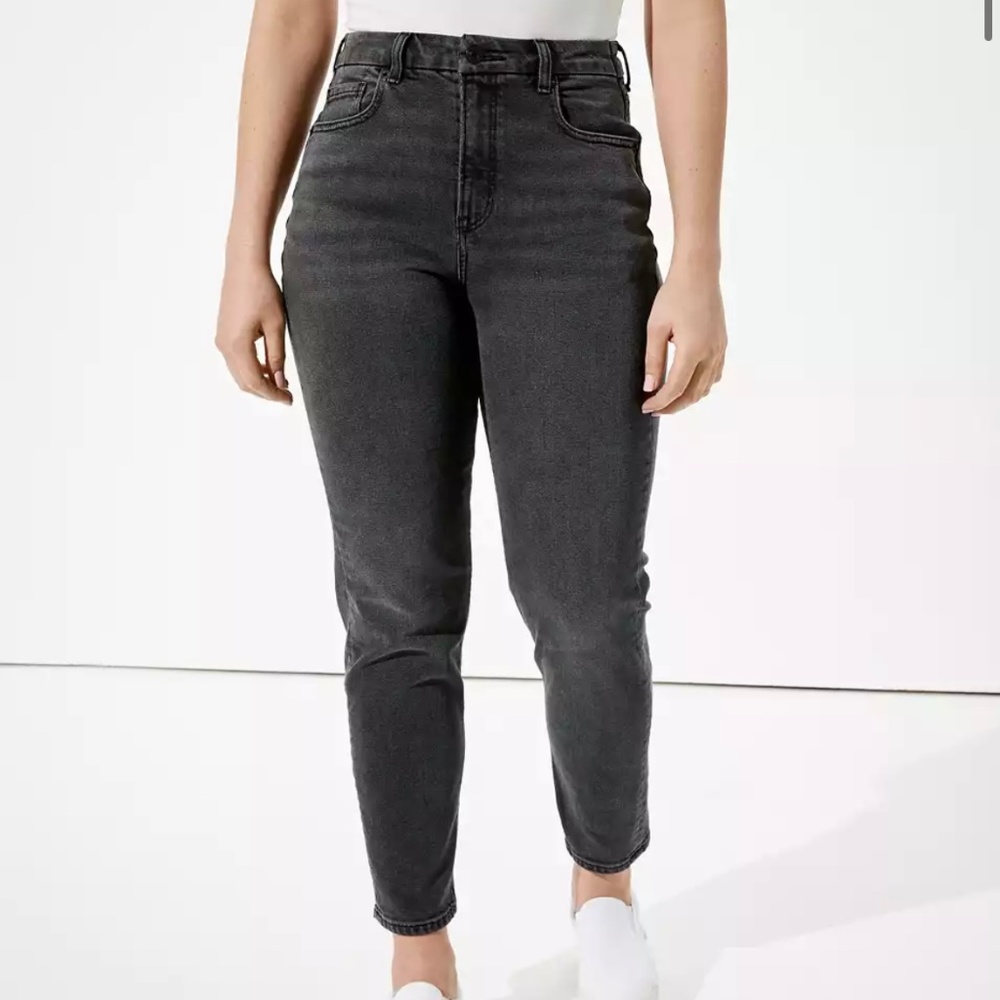 American Eagle Mom Jeans